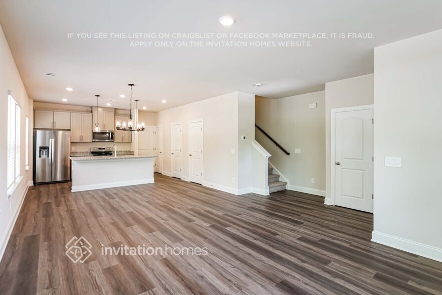 Building Photo - 181 Maybrook Dr