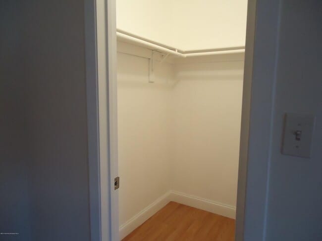 Building Photo - 142 Cross Slope Ct