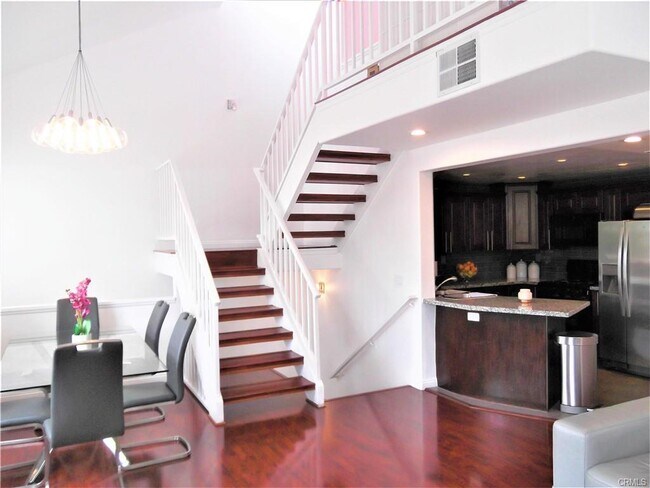 Building Photo - 27004 Karns Ct