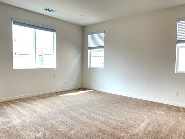 Building Photo - 3073 Carrizo Dr
