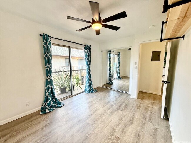 Building Photo - 68-077 Au Street Unit 3C