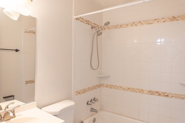 Building Photo - Hayden Road - 412