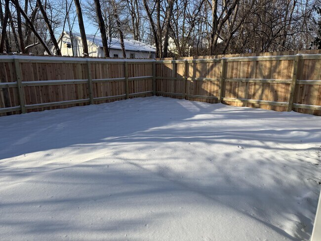 Building Photo - 1007 Jefferson St