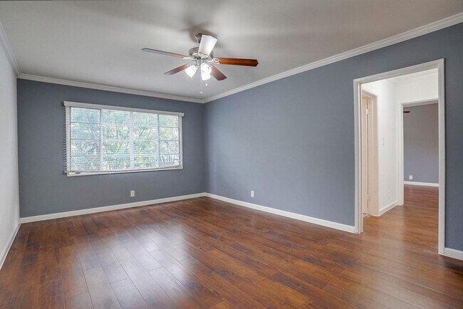 Interior Photo - Muirfield Baldwin Hills