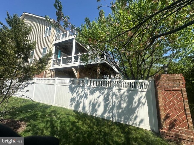 Building Photo - 4512 Grazing Way