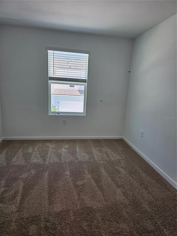 Building Photo - 9863 Walkway Dr