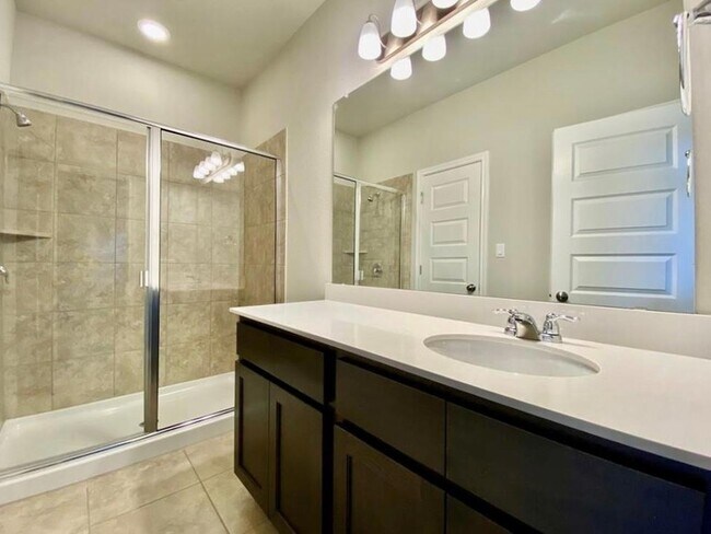 Building Photo - 2309 Pecan Island Dr