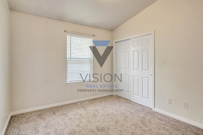 Building Photo - 1482 E 1280 S