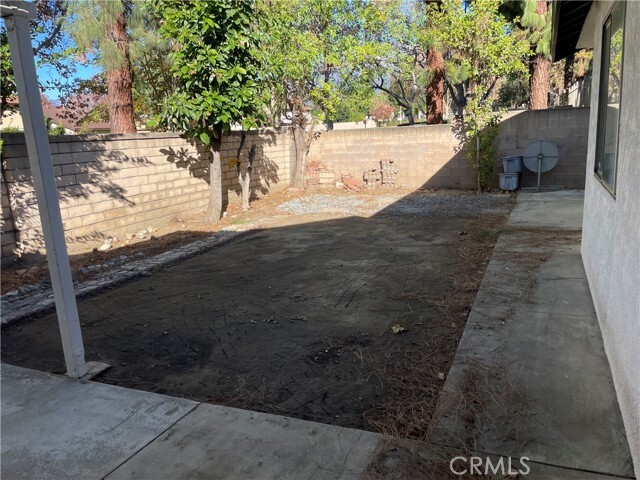 Building Photo - 10104 Bedford Dr