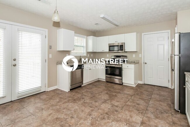 Building Photo - 4 Bedroom Pet-Friendly Home in Jonesboro, ...