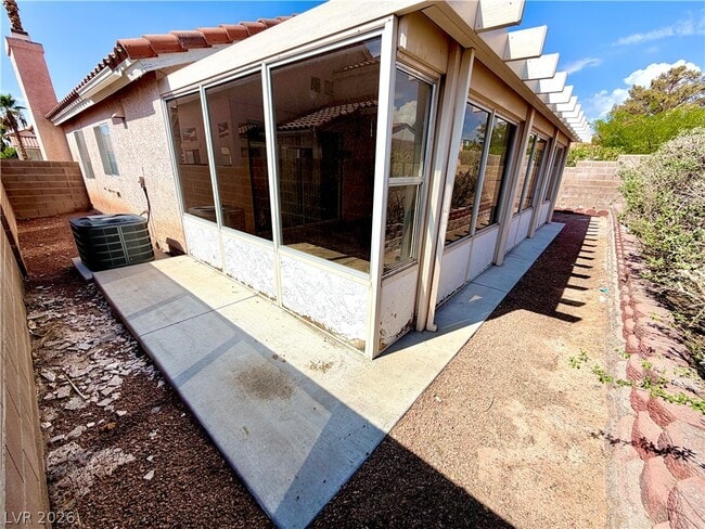 Building Photo - 7766 Little Valley Ave