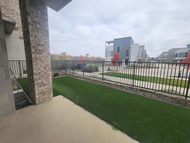 Building Photo - 2700 Old Denton Rd