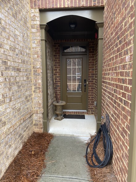 Building Photo - 1818 Caswell Pkwy