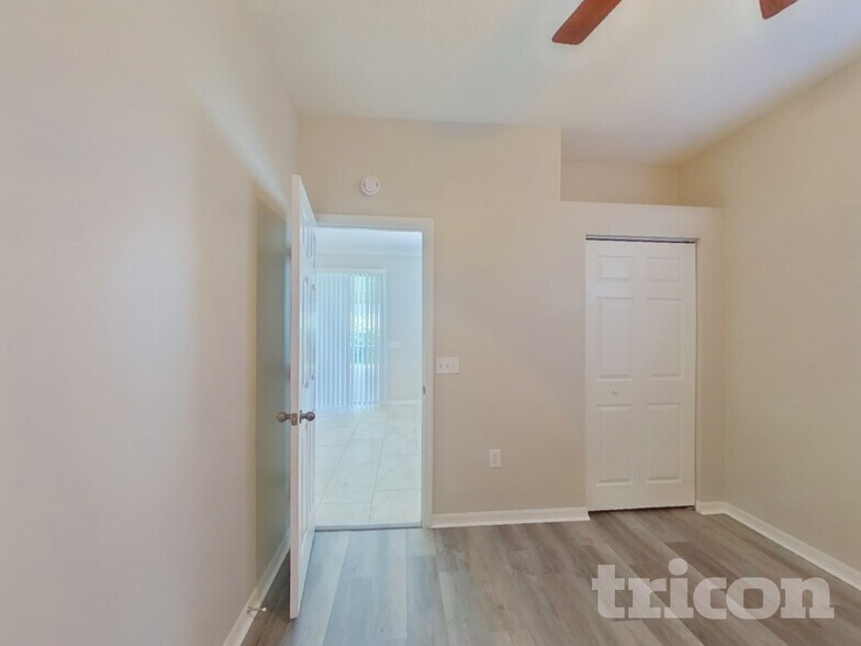 Building Photo - 6421 Fox Grape Ln