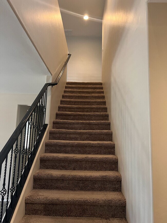 Building Photo - 16023 S Camino Casal