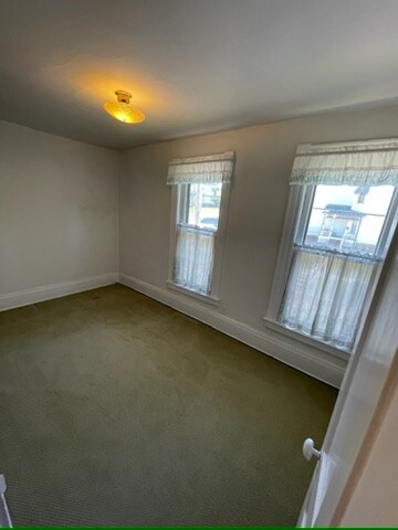 Building Photo - 2 W 2nd St