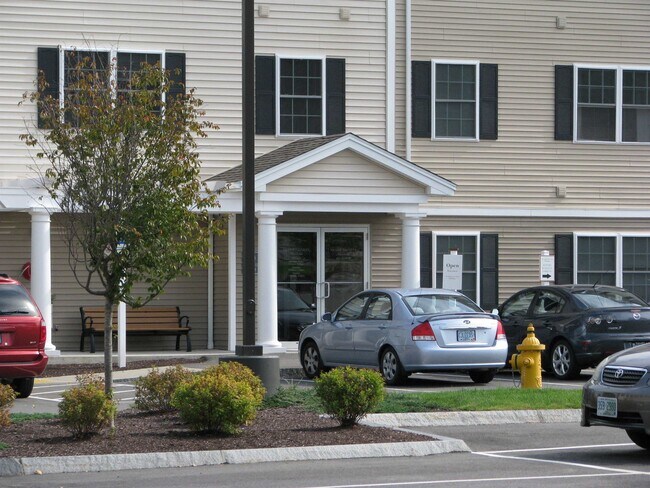 Building Photo - 10 Sentinel Court