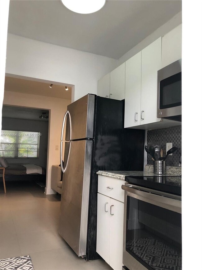 Building Photo - 911 Meridian Ave