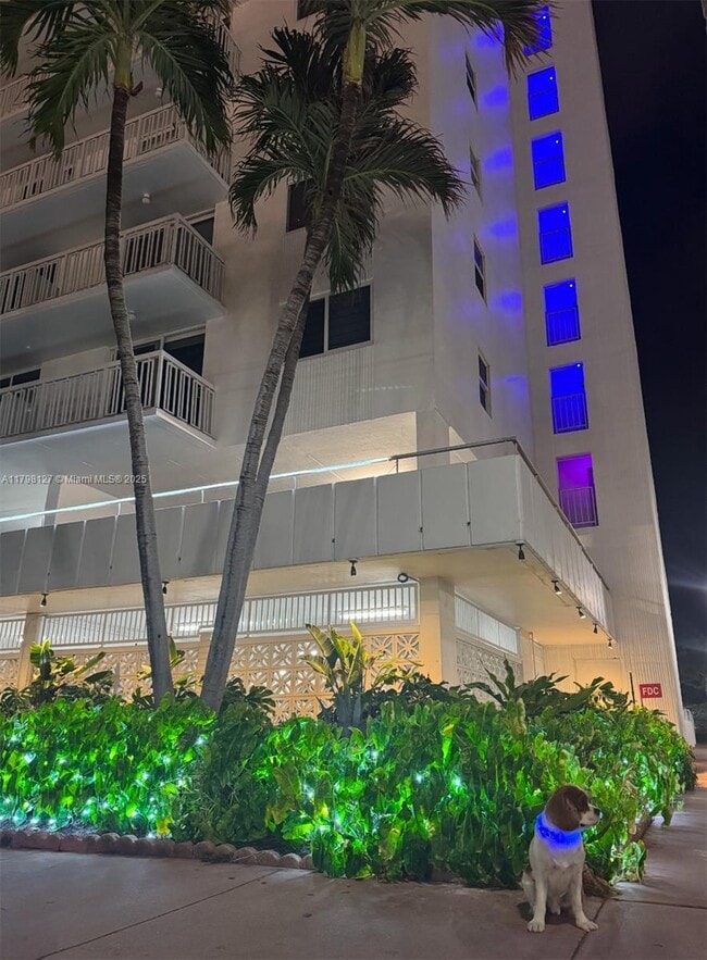 Building Photo - 401 Ocean Dr