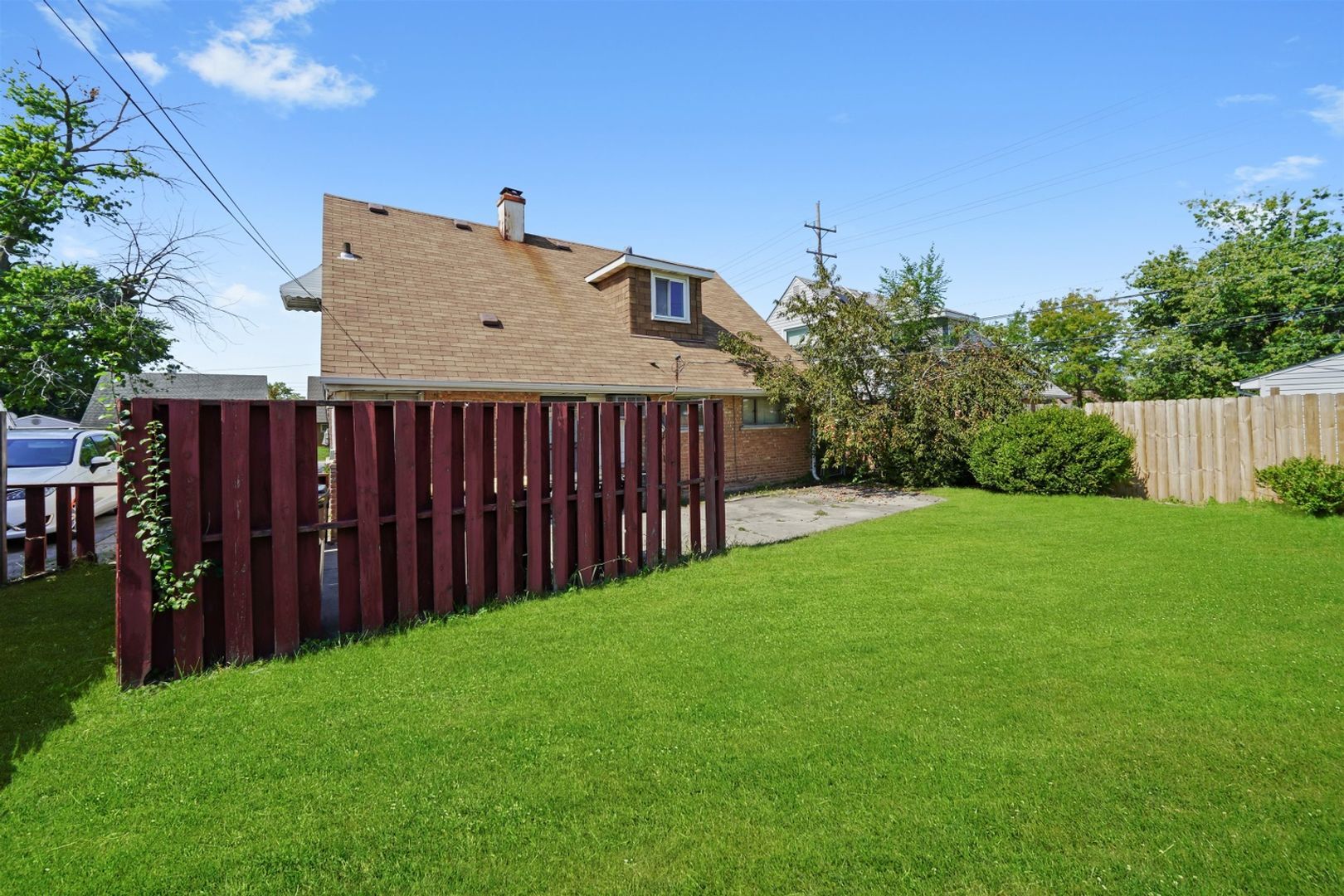 Building Photo - 17007 Oakwood Ave