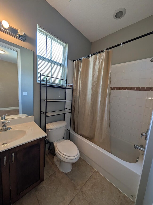 Building Photo - 2851 Prospect Rd