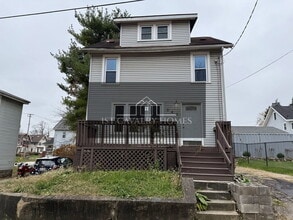 Building Photo - 846 Lee Dr