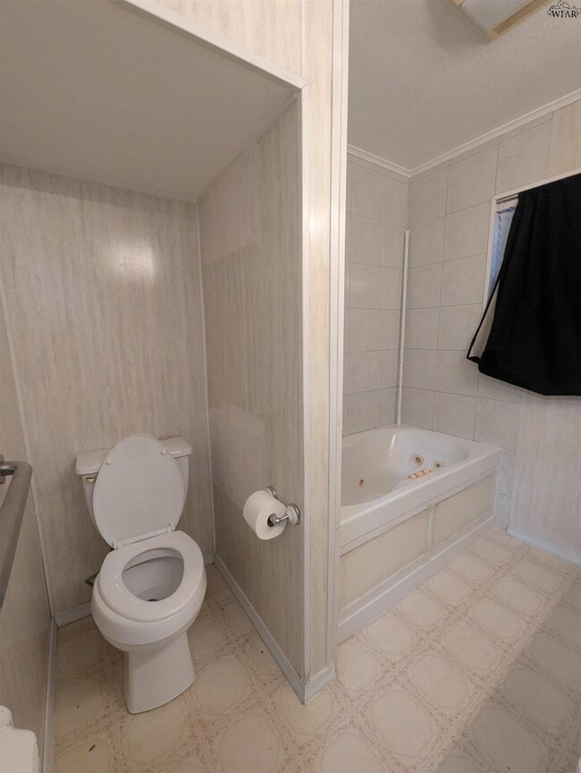 Building Photo - 1706 Katherine Dr