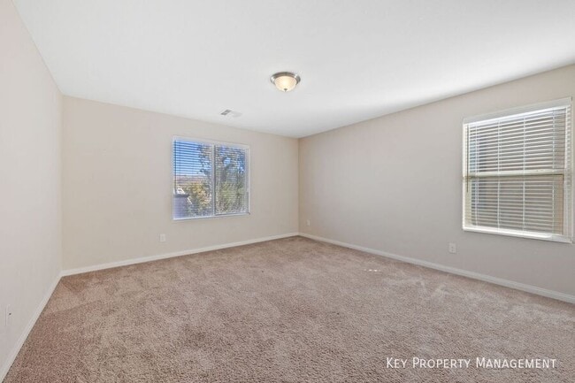 Building Photo - 2324 Mundare-