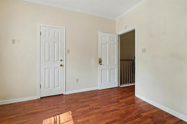 Building Photo - 2529 Rio Grande St