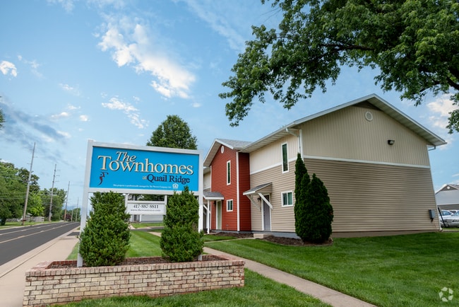 Building Photo - Townhomes at Quail Ridge