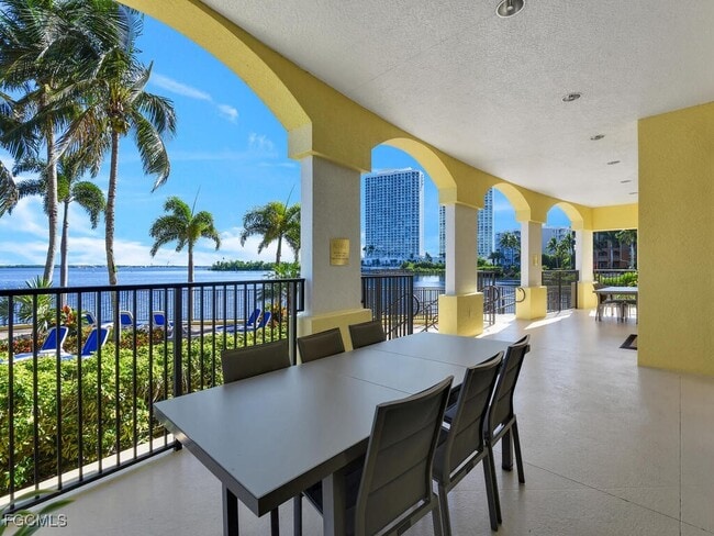 Building Photo - 2745 First St