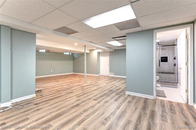 Building Photo - 16840 Savoie St