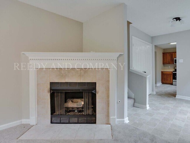 Building Photo - 7149 Charlton Way