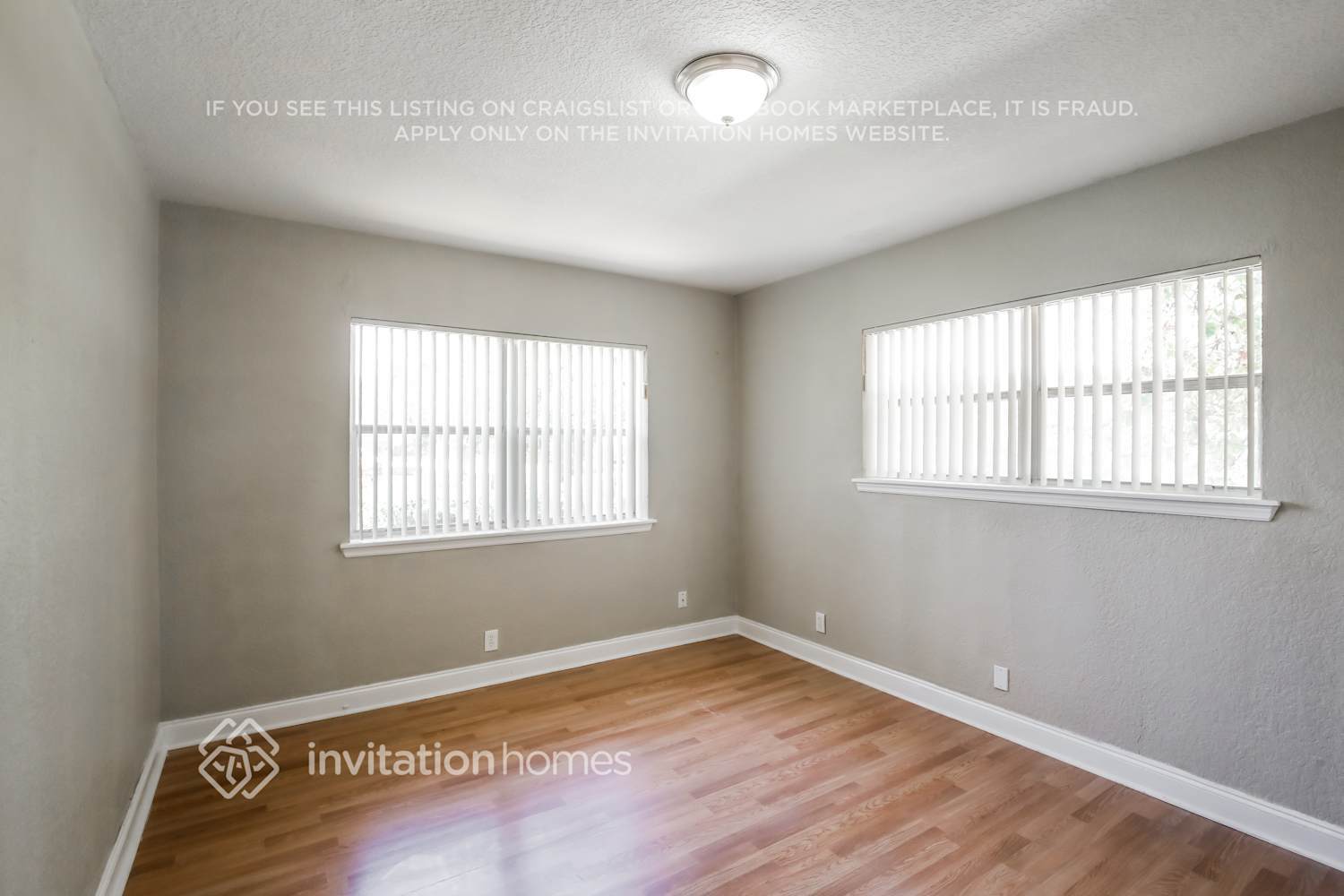 Building Photo - 761 W Dayton Cir