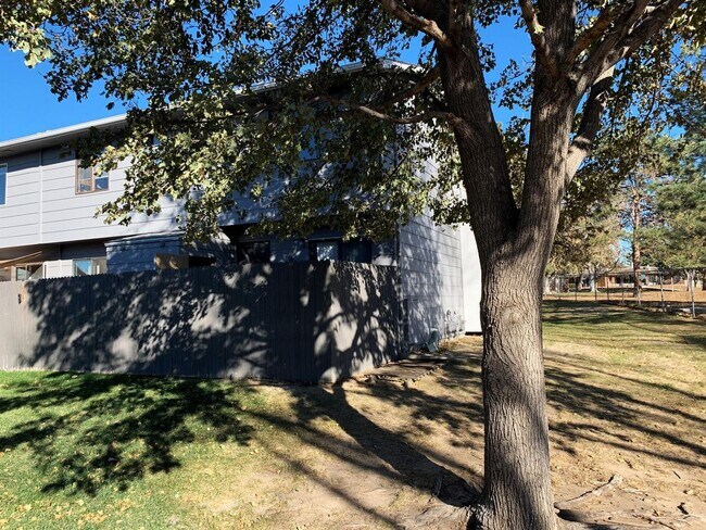 Building Photo - 1263 Soaring Eagle