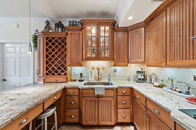 Building Photo - 2805 Veronia Dr
