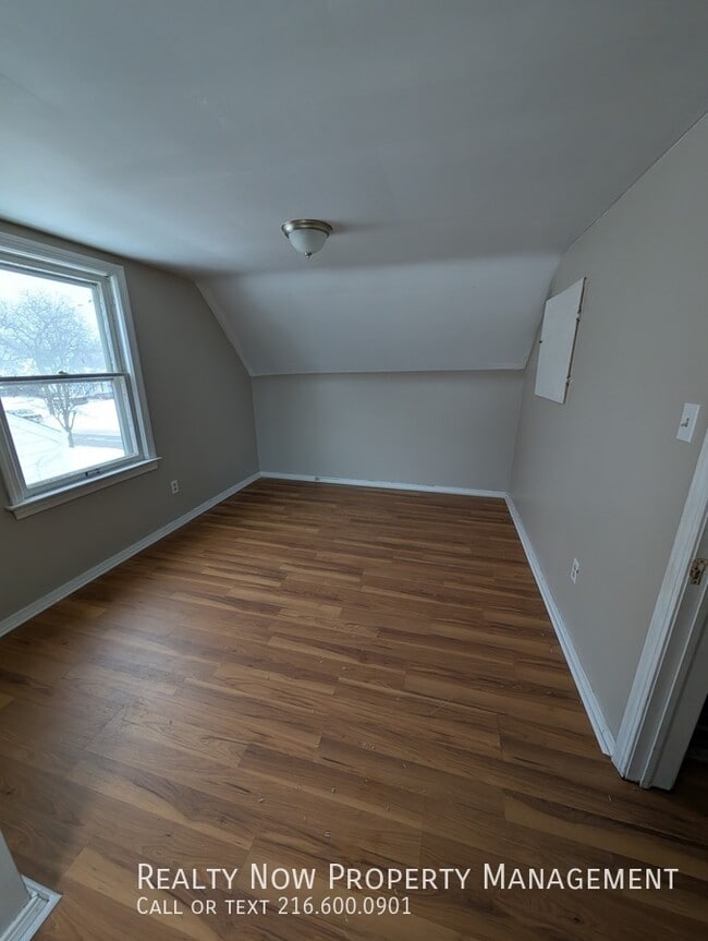 Building Photo - 21771 Morris Ave