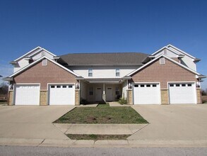 Building Photo - 6186-MF1-E1