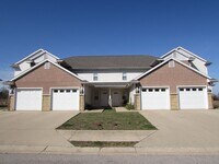 Building Photo - 6186-MF1-E1