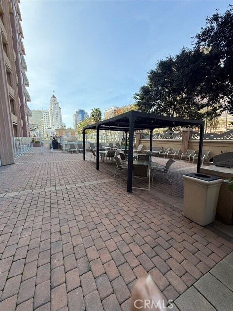 Building Photo - 388 E Ocean Blvd