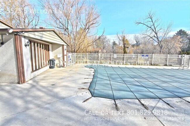 Building Photo - 5525 S Willow Ln