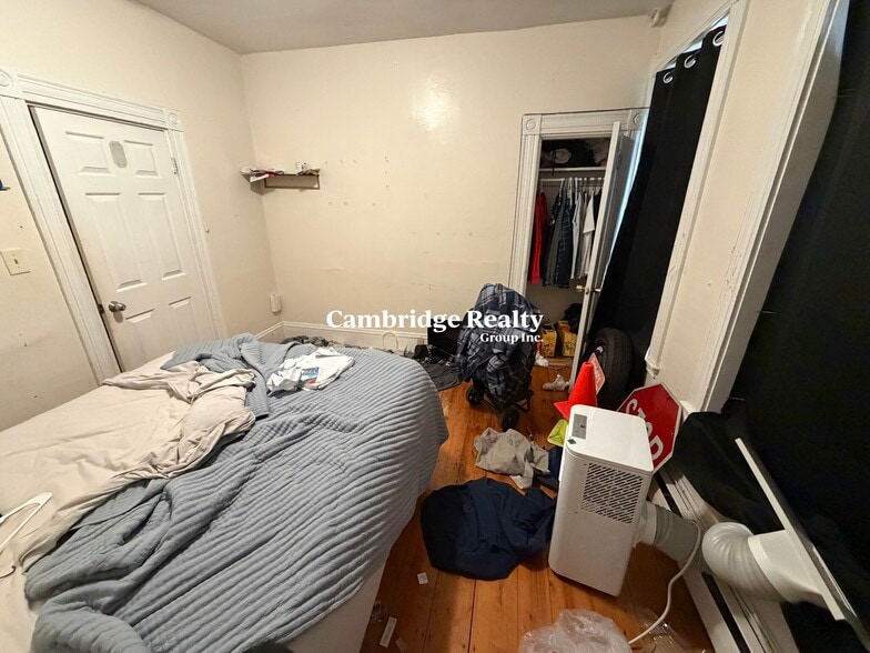 Building Photo - 15 Sewall St