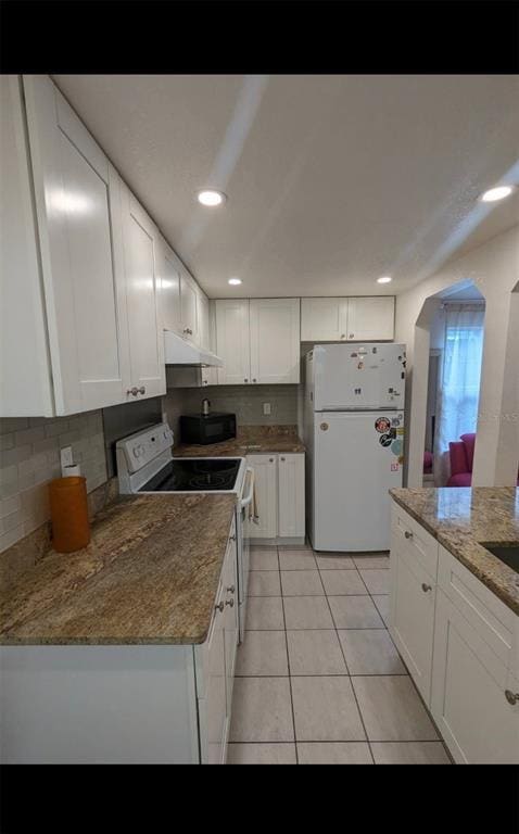 Building Photo - 2307 1/2 E 2nd Ave