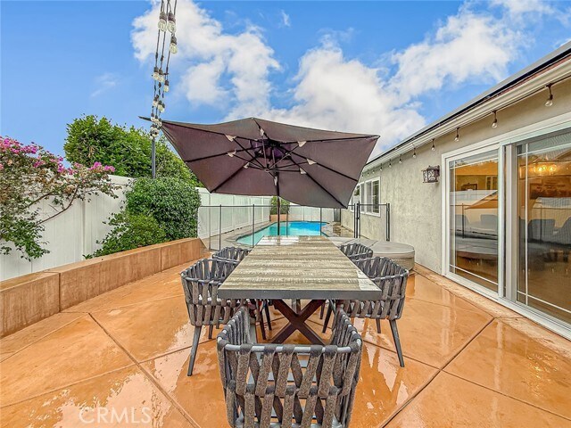 Building Photo - 2685 Velarde Dr