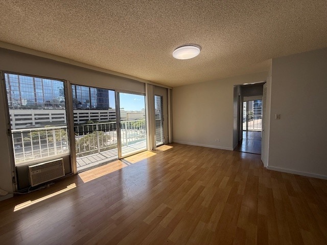 Building Photo - 731 Amana St