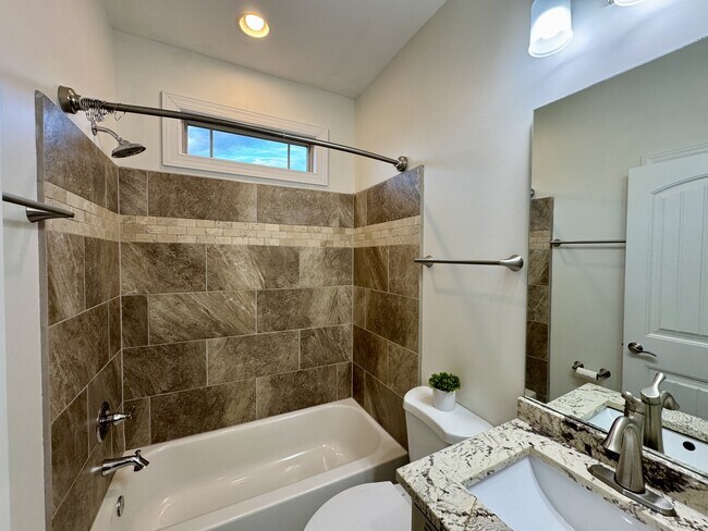 Building Photo - 134 Elokwa Way