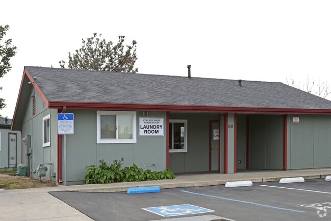 west eleven apartment homes