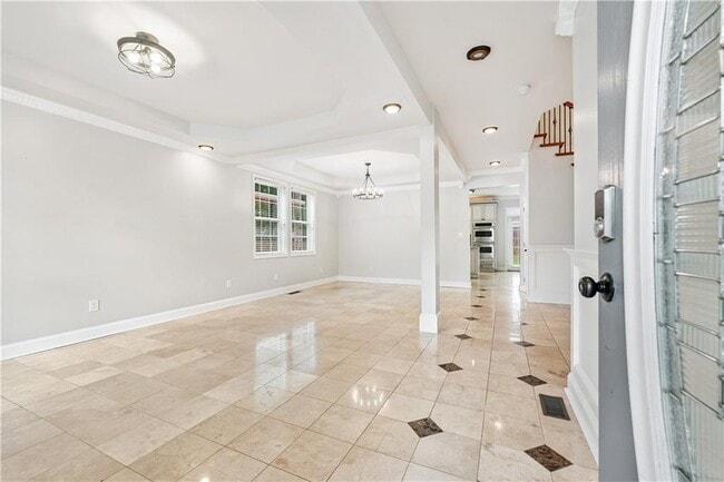 Building Photo - 1578 Lincoln Ave SE