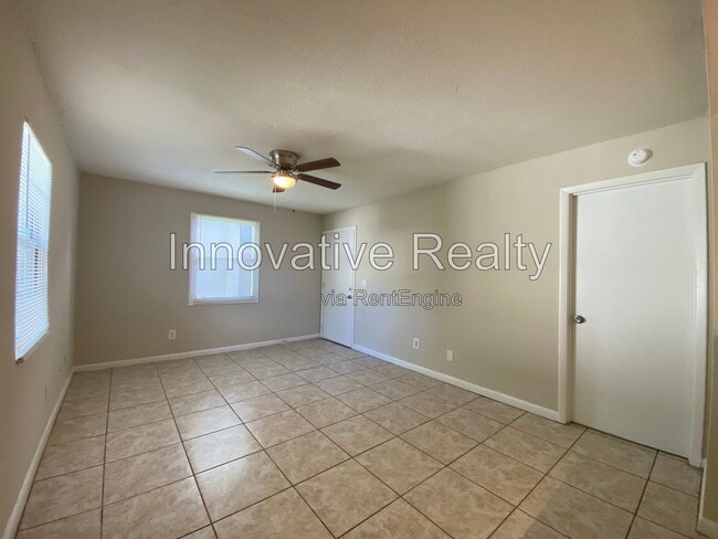 Building Photo - 5107 Curry Ford Rd