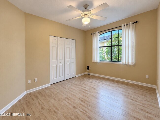 Building Photo - 2521 Vista Cove Rd